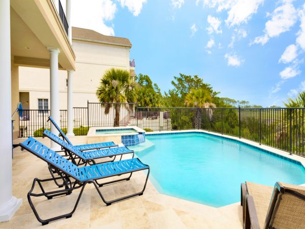 Hilton Head Luxury Stroll to The Beach Wow