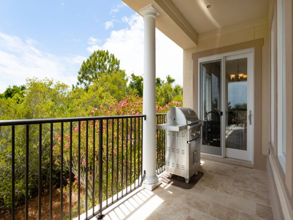 Hilton Head Luxury Stroll to The Beach Wow
