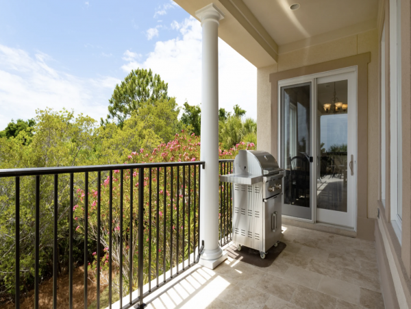 Hilton Head Luxury Stroll to The Beach Wow
