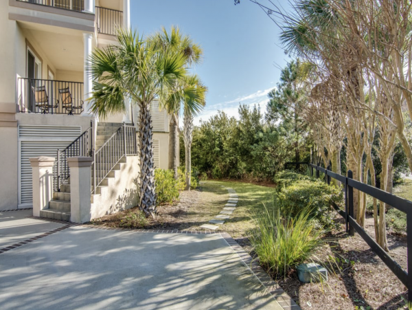 Hilton Head Luxury Stroll to The Beach Wow