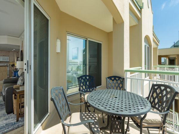 Hilton Head Vacation Condo Two Bedroom Ocean Views