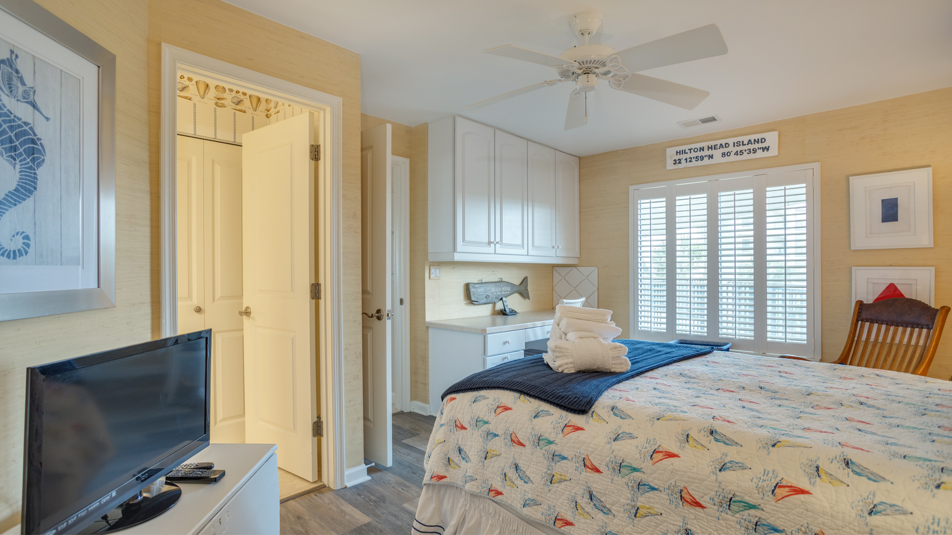 Lovely Condo with 2 Bedrooms & Ocean Views in Hilton Head