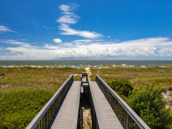 Oceanfront Vacation Condo in Hilton Head Two Bedroom