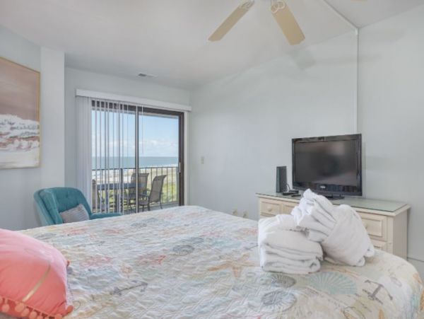 Oceanfront Vacation Condo in Hilton Head Two Bedroom