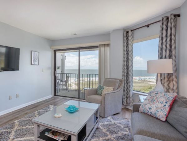 Oceanfront Vacation Condo in Hilton Head Two Bedroom