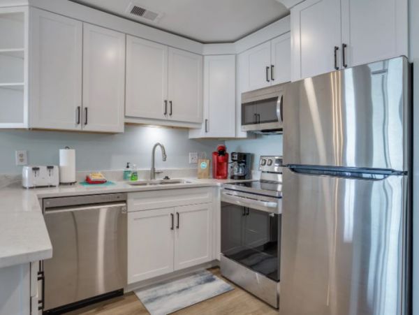 Oceanfront Vacation Condo in Hilton Head Two Bedroom