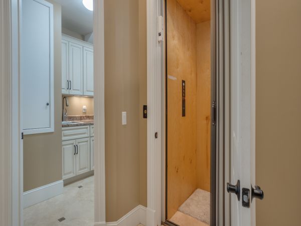 One of the Top Ten Vacation Rentals in Forest Beach 50 Yard Beach!