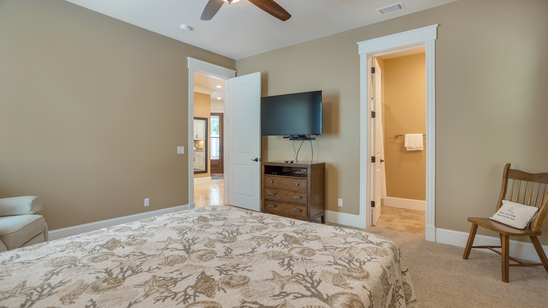 One of the Top Ten Vacation Rentals in Forest Beach 50 Yard Beach!