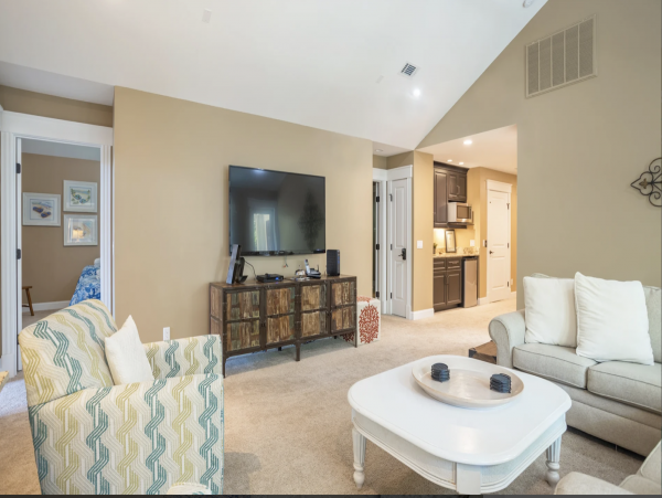One of the Top Ten Vacation Rentals in Forest Beach 50 Yard Beach!