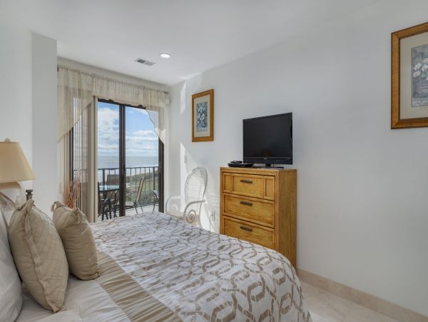 Hilton Head Vacation Penthouse Three Bedroom On Beach