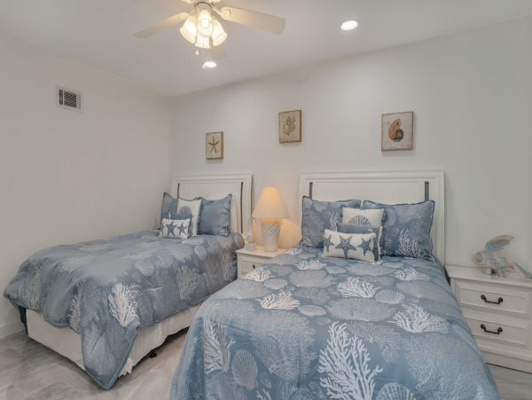 Hilton Head Vacation Penthouse Three Bedroom On Beach
