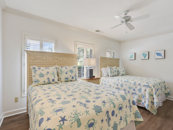 Hilton Head Five Bedroom Sleeps 14