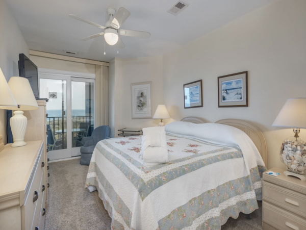 Oceanfront Views 2 Bedroom Rental in Hilton Head