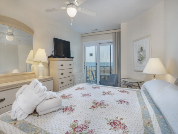 Oceanfront Views 2 Bedroom Rental in Hilton Head