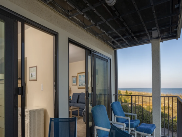 Oceanfront Views 2 Bedroom Rental in Hilton Head