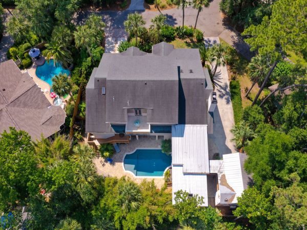 Fabulous 7 Bedroom 5 Homes to the Beach