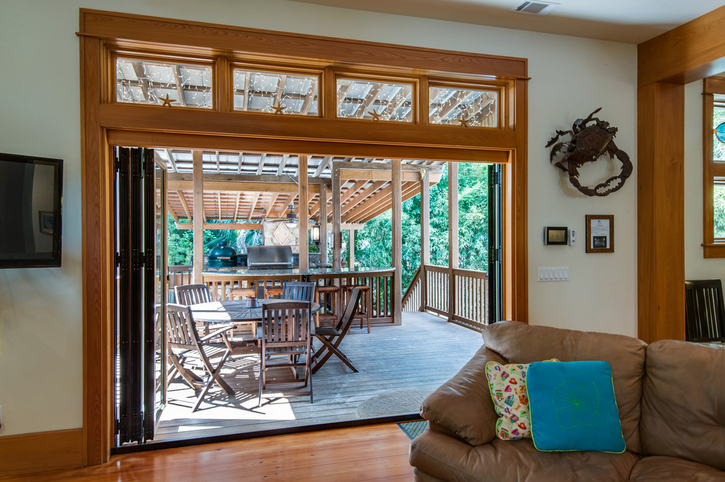 Fabulous 7 Bedroom 5 Homes to the Beach
