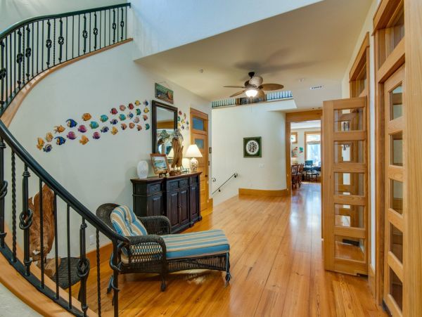 Fabulous 7 Bedroom 5 Homes to the Beach