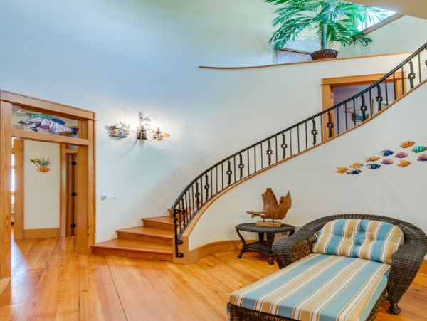Fabulous 7 Bedroom 5 Homes to the Beach