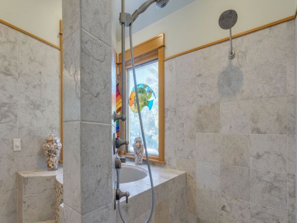 Fabulous 7 Bedroom 5 Homes to the Beach