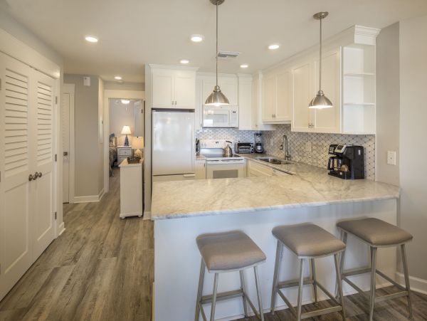 Oceanfront Vacation Two Bedroom Condo in Hilton Head