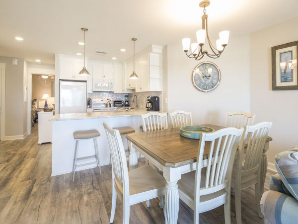 Oceanfront Vacation Two Bedroom Condo in Hilton Head