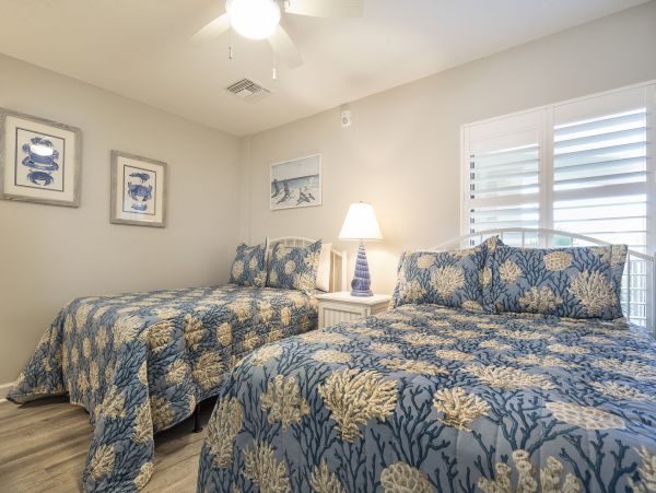Oceanfront Vacation Two Bedroom Condo in Hilton Head