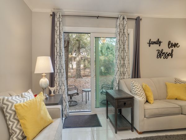 Hilton Head Vacation Condo Three Bedroom Sleeps 8 Guests