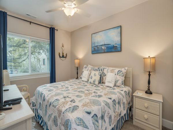Hilton Head Vacation Condo Three Bedroom Sleeps 8 Guests