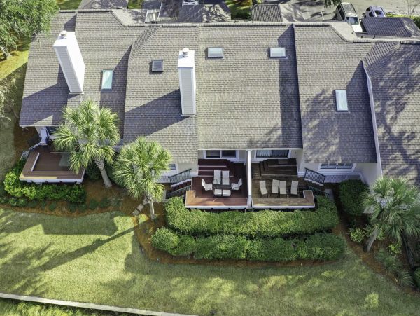Hilton Head Vacation Condo Three Bedroom Walk to Beach