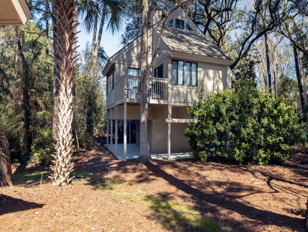 Hilton Head Vacation Home Three Bedroom Walk to Beach