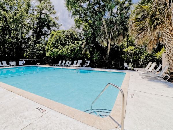 Hilton Head Vacation Home Three Bedroom Walk to Beach