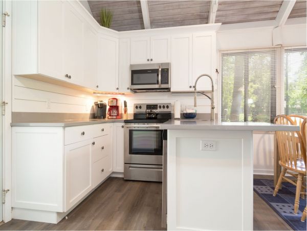 Hilton Head Vacation Home Three Bedroom Walk to Beach