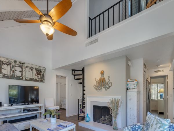 Hilton Head Vacation Home Three Bedroom Walk to Beach