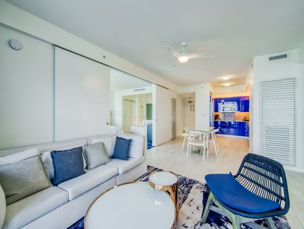 18th Floor Downtown Fort Lauderdale High rise Condo