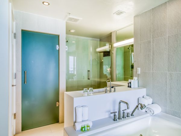 18th Floor Downtown Fort Lauderdale High rise Condo