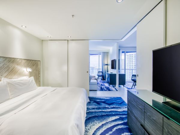 18th Floor Downtown Fort Lauderdale High rise Condo