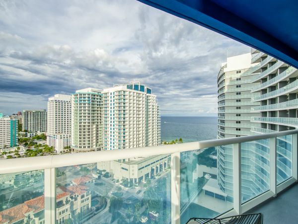 18th Floor Downtown Fort Lauderdale High rise Condo