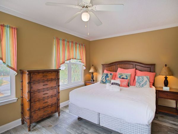 Beautiful Destin Vacation Villa with Private Pool Near Beach