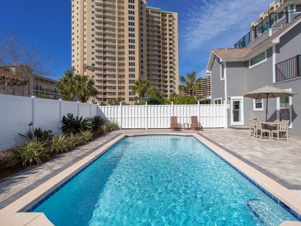 Beautiful Destin Vacation Villa with Private Pool Near Beach