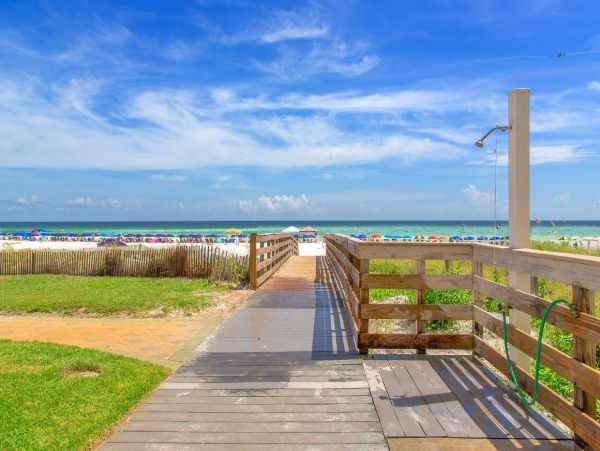 Beautiful Destin Vacation Villa with Private Pool Near Beach
