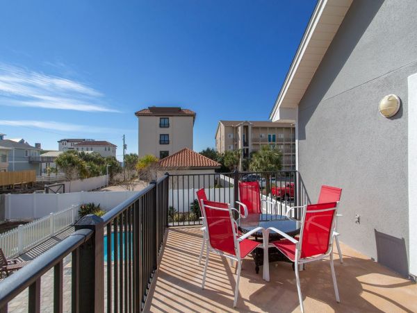 Beautiful Destin Vacation Villa with Private Pool Near Beach