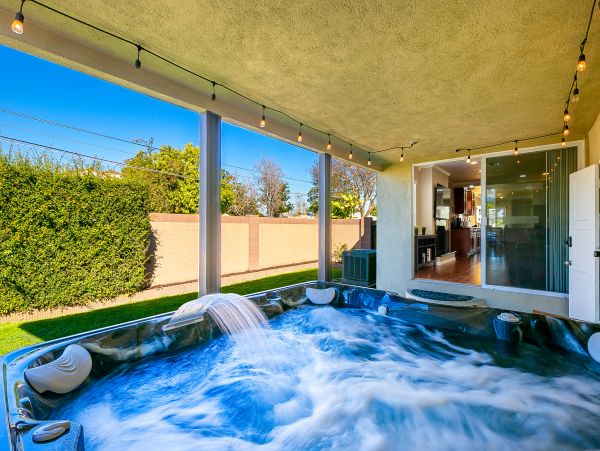 Anaheim Home 1022530