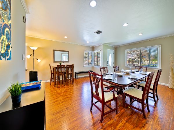 Anaheim Home 1022530