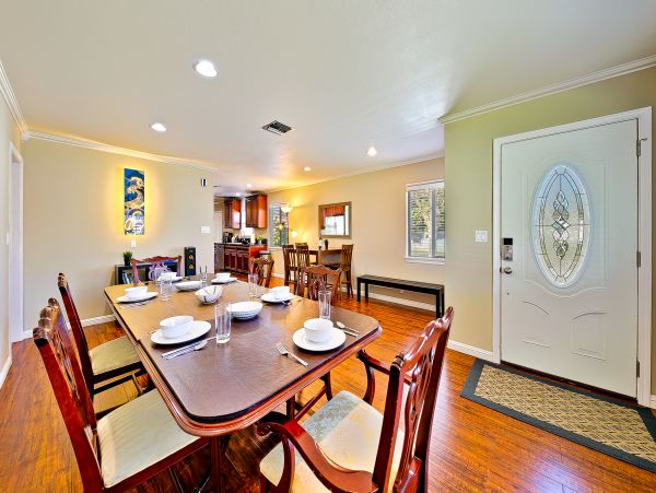 Anaheim Home 1022530