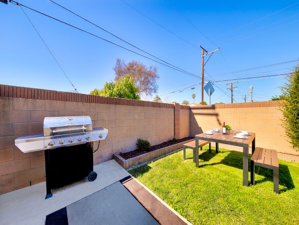 Anaheim Home 1022530
