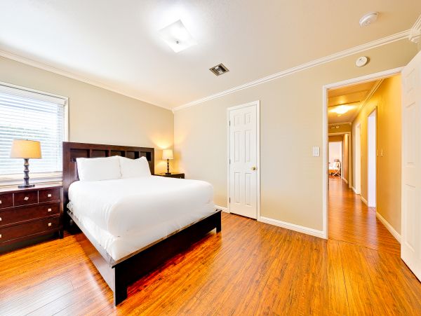 Anaheim Home 1022530