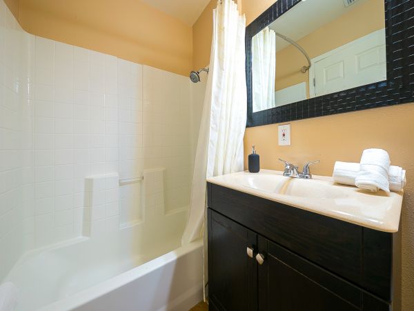 Anaheim Home 1022530
