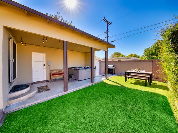 Anaheim Home 1022530