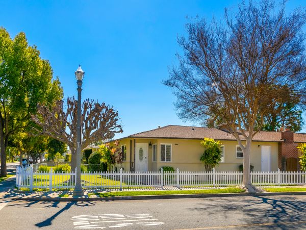 Anaheim Home 1022530